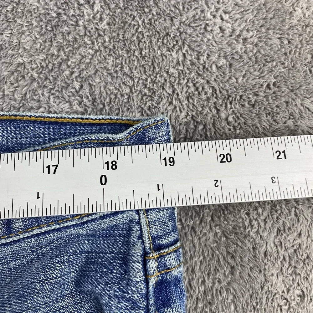 Vintage Levis 529 Straight Jeans Men 38x32 Blue Medium Wash Mid Rise 100% Cotton